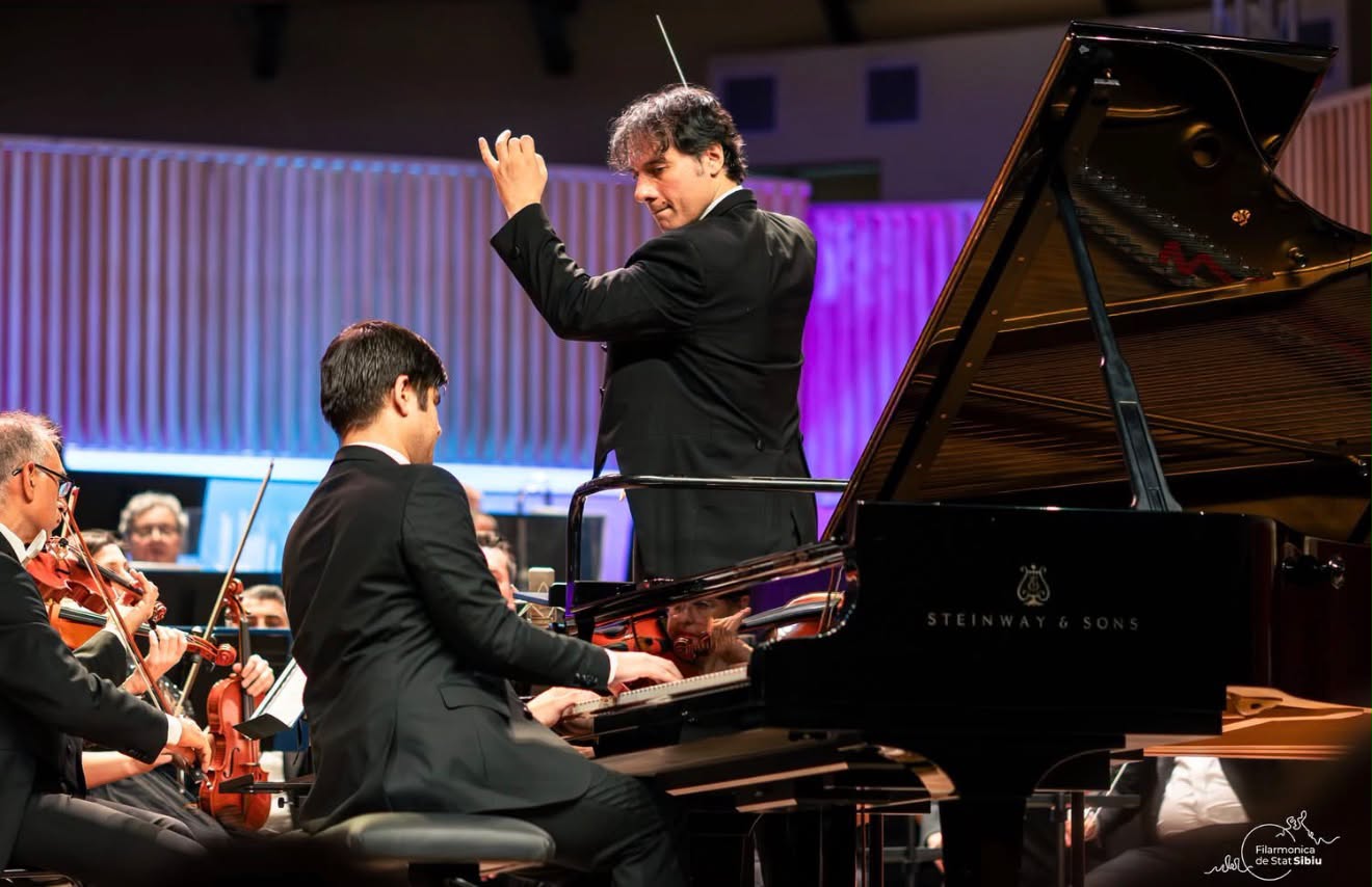 Robert Bascoveanu in concert dress
