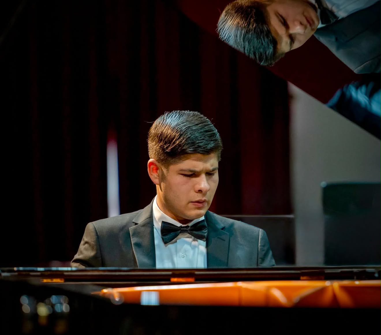 Robert Bascoveanu in concert dress